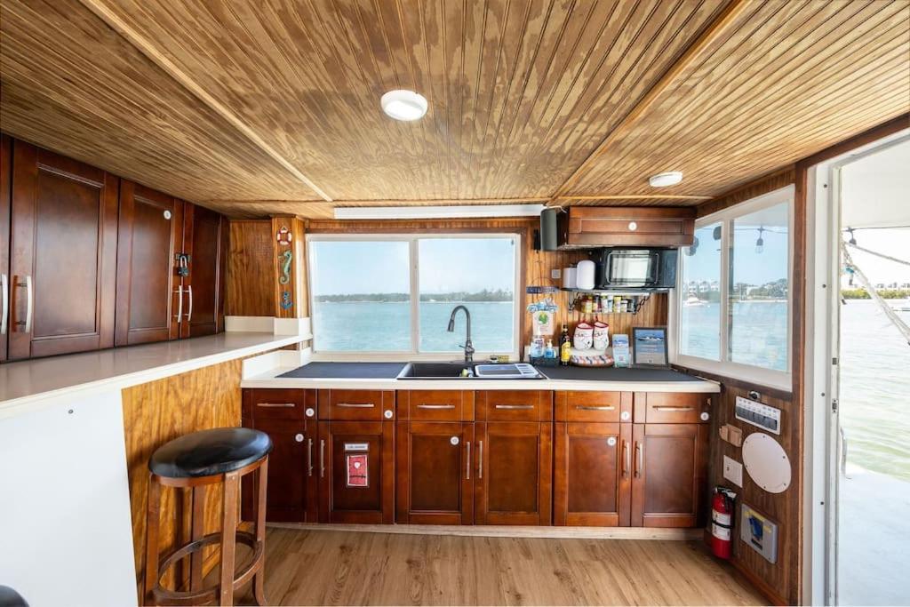 Beautiful Houseboat In Key West Hotell Eksteriør bilde